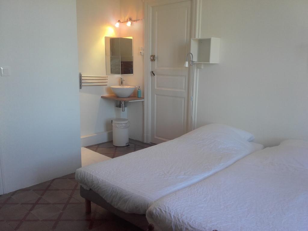 Hotel Chambre d'hôtes avec cuisine commune - 5 mns de Narbonne à Cuxac-dʼAude Extérieur photo